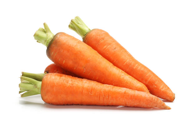istock Heap of carrots isolated on a white background 816750180