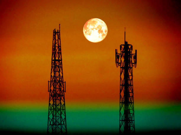 istock super blood moon between shadow signal pillar frog 816780160