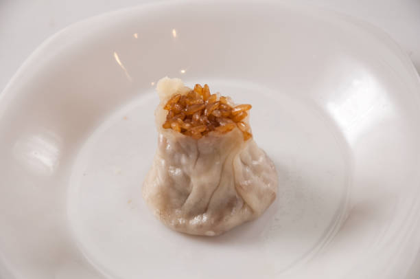 istock Shrimp and minced meat Steamed Pork Dumplings 816791538