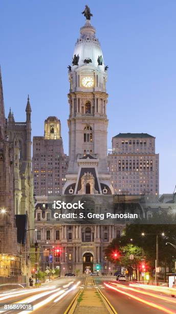 City Hall Philadelphia Stock Photo - Download Image Now - Philadelphia City Hall, City Street, Philadelphia - Pennsylvania
