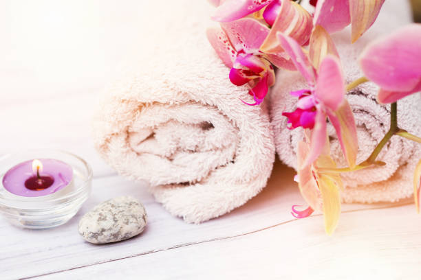 istock Spa towel with orchid 816882382