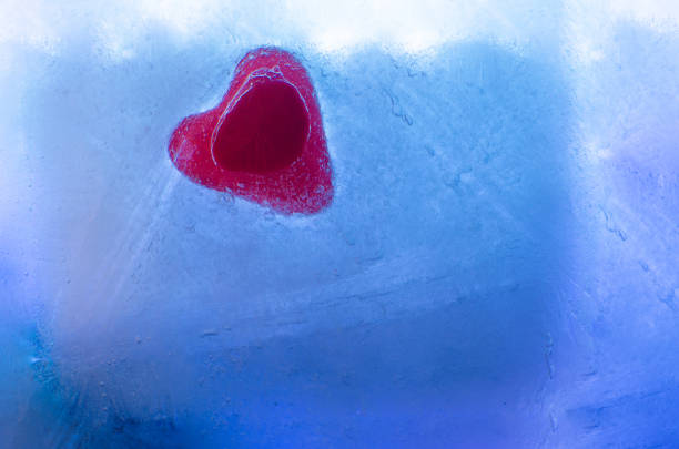 istock Heart in a block of ice 817015566