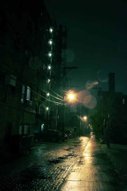 istock Dark City Alley 817016214