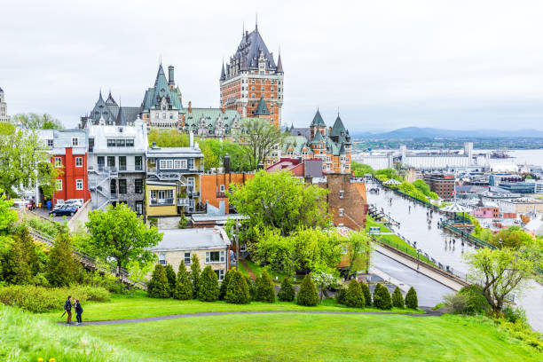 cityscape or skyline of chateau frontenac, dufferin terrace and saint lawrence river at overlook in old town - lawrence quebec canada north america imagens e fotografias de stock