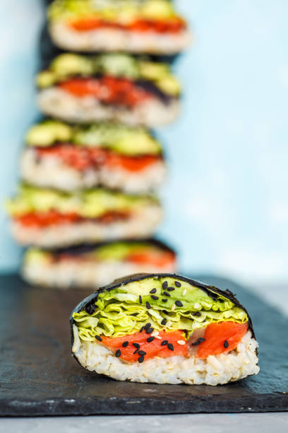 istock Healthy Japanese onigirazu 817442254