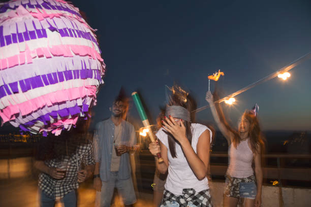 istock Birthday pinata fight 817455612