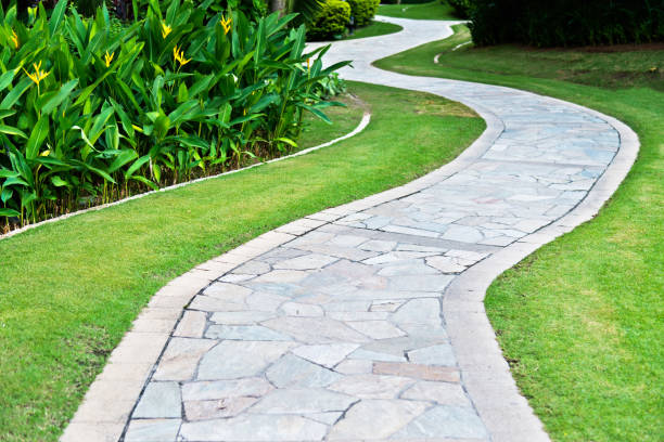 curved path in the formal garden - stone walkway imagens e fotografias de stock