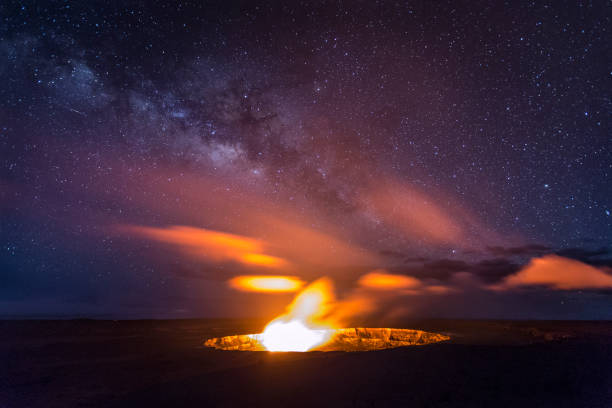 istock Kilauea Volcano Erupting in Hawaii at Night 817647656