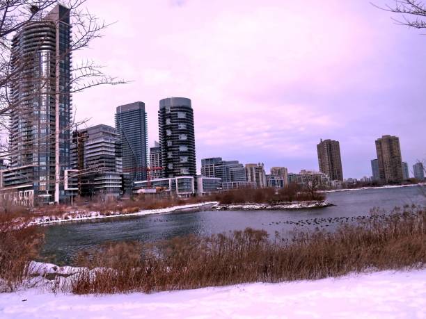 istock Toronto Lake winter Humber Bay 2016 818006556
