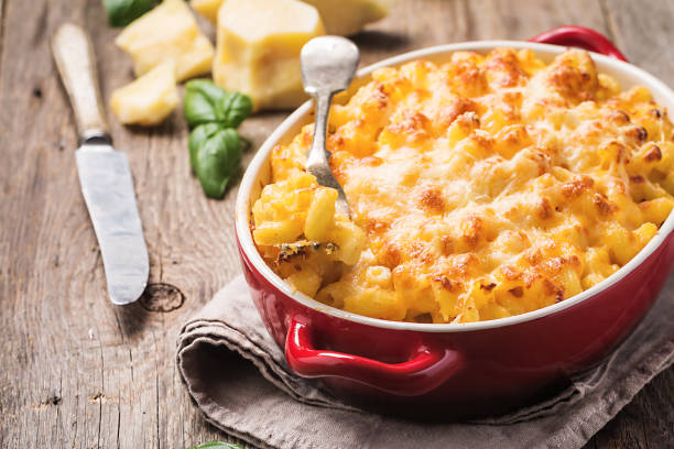 istock Mac and cheese, american style pasta 818290736