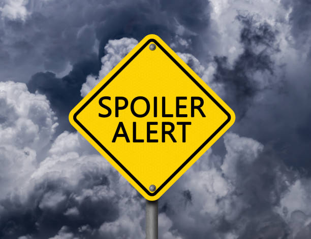 gelbes warnschild "spoiler alert" - spoiler stock-fotos und bilder