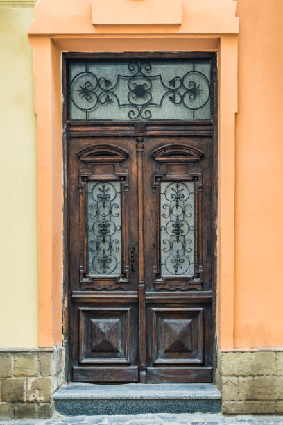istock Old wooden door 818558868