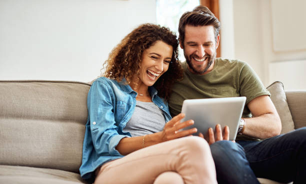 istock Sofa time in the 21st century 818587490