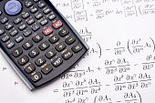 wissenschaftlicher-taschenrechner-und-mathematischen-gleichungen.jpg?b=1&s=170x170&k=20&c=cOElIiULVdJmffjOp1rdeW56N5igWP6VGtpMQDnO4v0=