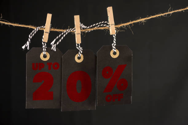 istock 20 percent discount label 818722998