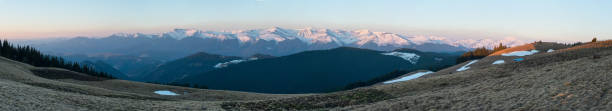 istock Stunning landscape of nature 819167856