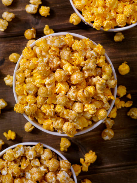 istock Chicago Style Popcorn, Caramel and Cheddar Mix 819233664
