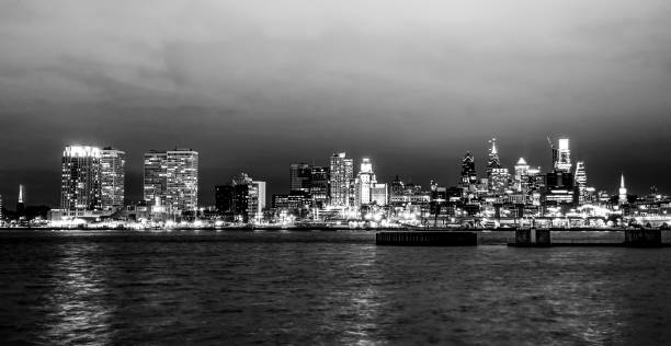 istock The skyline of Philadelphia by night 819440792