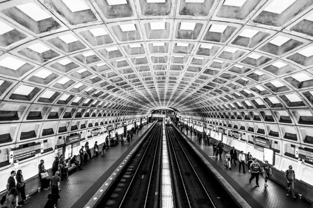 플랫폼의 워싱턴 지 하-워싱턴 dc-컬럼비아-4 월 9 일, 2017 - washington dc arlington national cemetery arlington virginia architecture 뉴스 사진 이미지