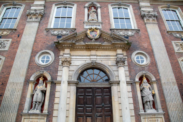 istock Facade of Worcester Guildhall, England 819643302