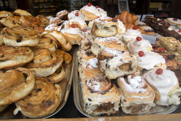 istock Iced, Chelsea and Current Buns 819659414