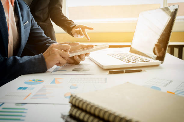 istock Team account manager project work.Photo business managers working with new startup in Office. 819706816