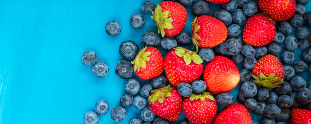 istock Pattern made of fresh strawberry, blueberry, raspberry. Fresh fruits. Flat lay, top view 819720860