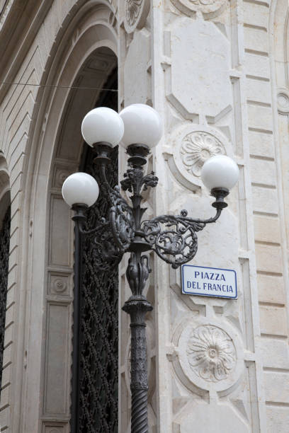 istock Lamppost in Piazza del Francia Square, Bologna 819730978