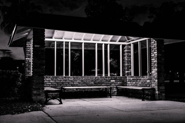 Nice Place to Sit A welcoming bench winter park florida stock pictures, royalty-free photos & images