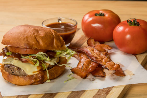 istock hamburguer artisan in table wood background 820160722