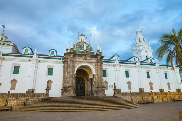 istock Plaza Grande in old town Quito, Ecuador 820298528
