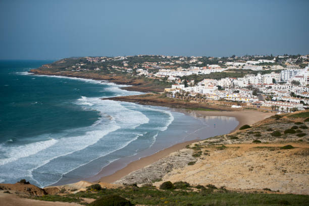 istock PORTUGAL ALGARVE LIGHT BEACH 820492326