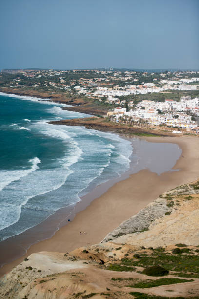 istock PORTUGAL ALGARVE LIGHT BEACH 820492686