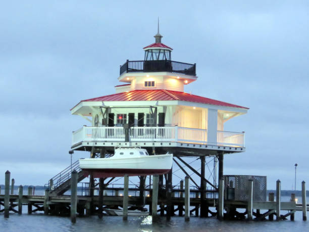 istock Cambridge Maryland the lighthouse 2016 820656022