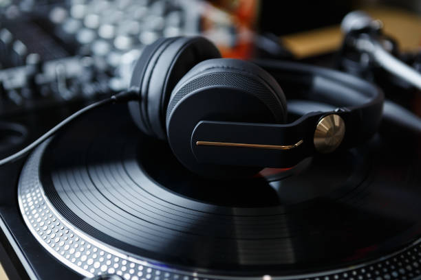 istock Party dj headhpones 820656462