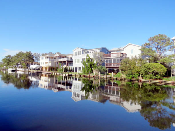 istock South Bethany reflections in canal 2016 820674190