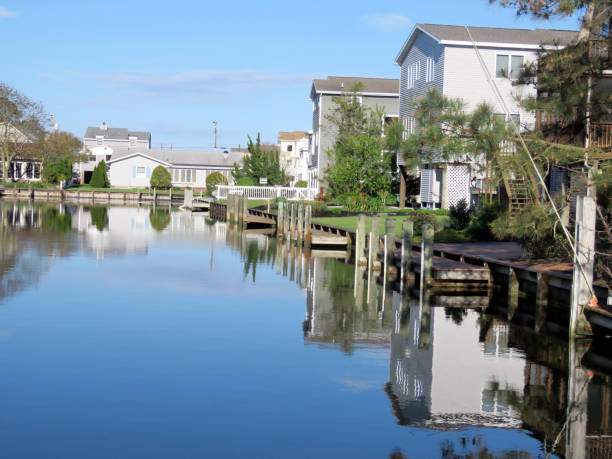 istock South Bethany the houses and their reflections 2016 820676910
