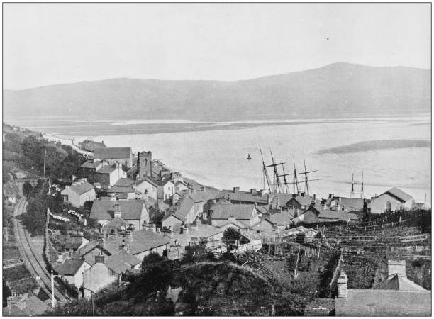 illustrations, cliparts, dessins animés et icônes de antique photographie des villes balnéaires de grande-bretagne et d’irlande : aberdovey - gwynedd