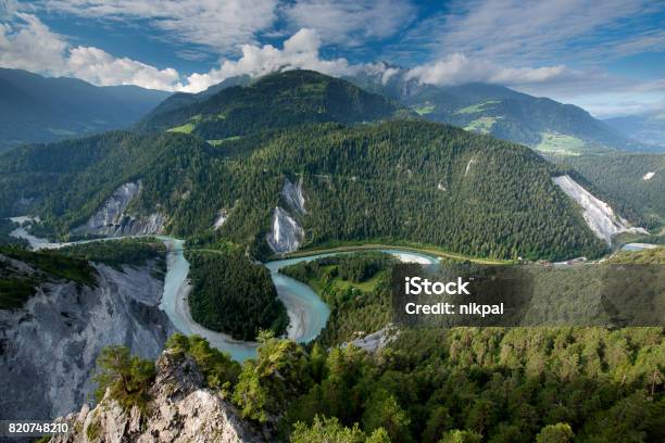 Photo libre de droit de Vue De La Ruinaulta banque d'images et plus d'images libres de droit de Ruinaulta - Ruinaulta, Canton de Graubünden, Forêt