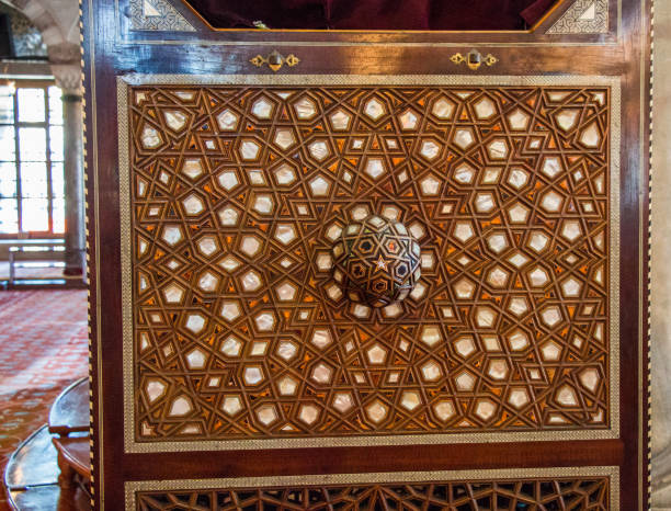 istock Ottoman Turkish  art with geometric patterns on wood 820752786