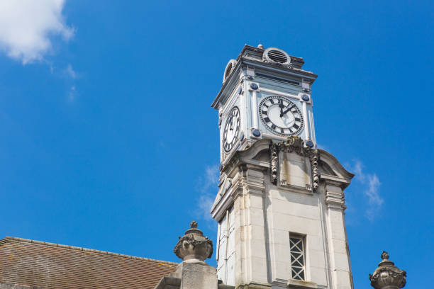 istock Royal Tunbridge Wells - railway station 820772562