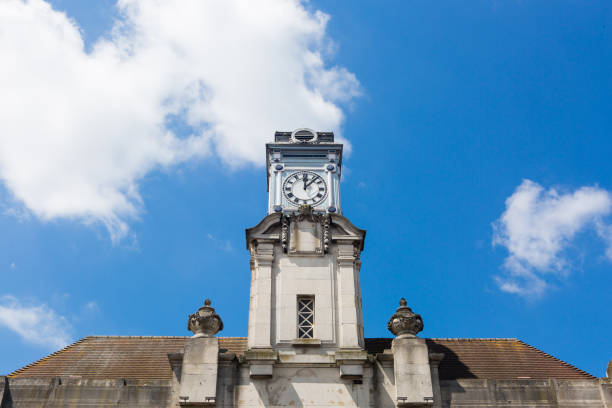 istock Royal Tunbridge Wells - railway station 820773074