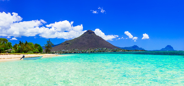 tropical holidays in amazing Mauritius island