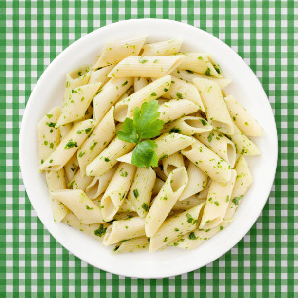 penne pasta with spinach basil pesto sauce