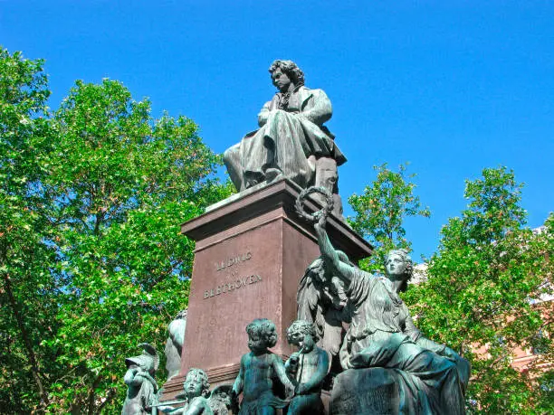 Photo of Ludwig van Beethoven, sculpture