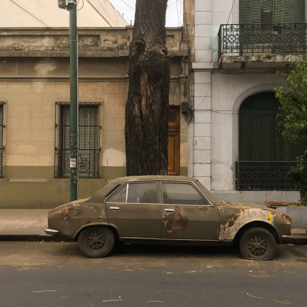 istock Abandoned car in the street 820885628