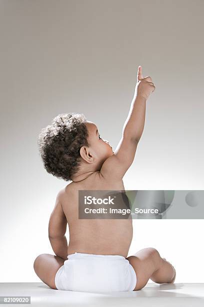Baby Boy Zeigt Stockfoto und mehr Bilder von Baby - Baby, Windel, Rückansicht