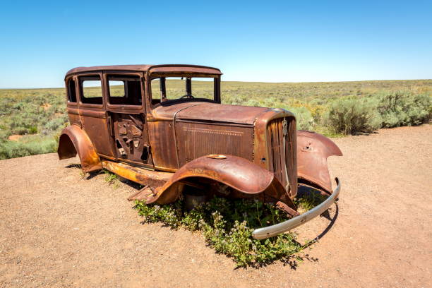 istock Abandoned car in Arizona desert 821134474