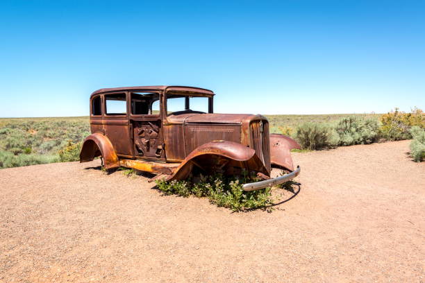 istock Abandoned car in Arizona desert 821134484