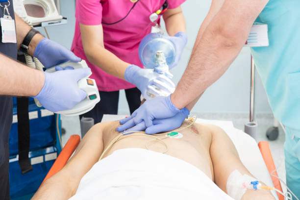 istock Doctors in emergency room working on unconscious patient 821150740
